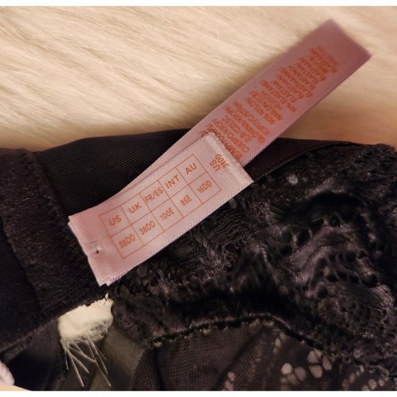 Savage x Fenty Black Lacey Bra By Rihanna 38DD - Picture 3 of 3